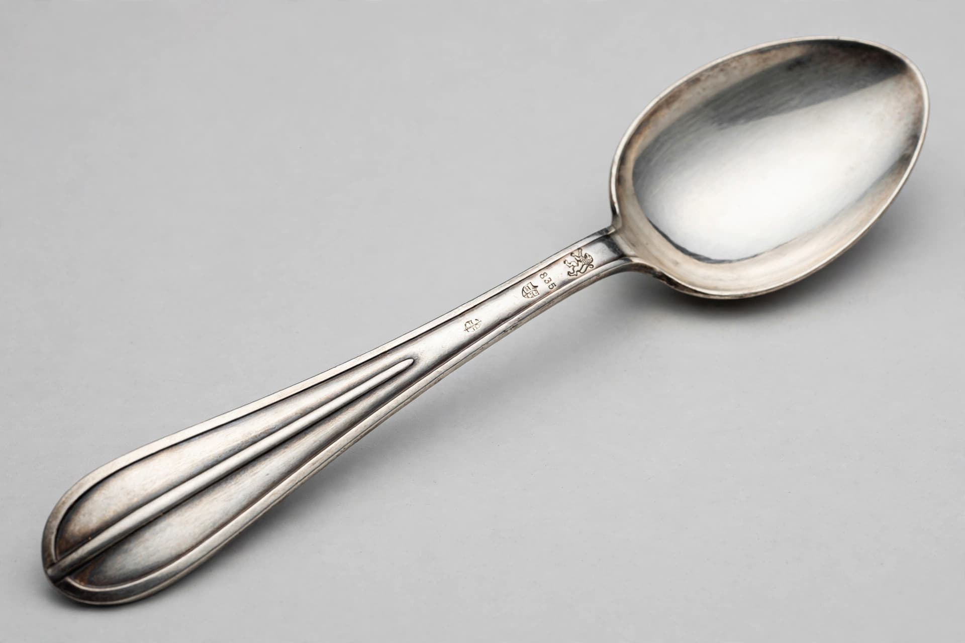 Dutch Silver Spoon — Primary view